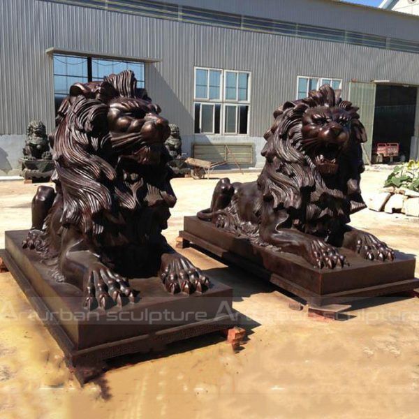 Lion Statue for Home Entrance