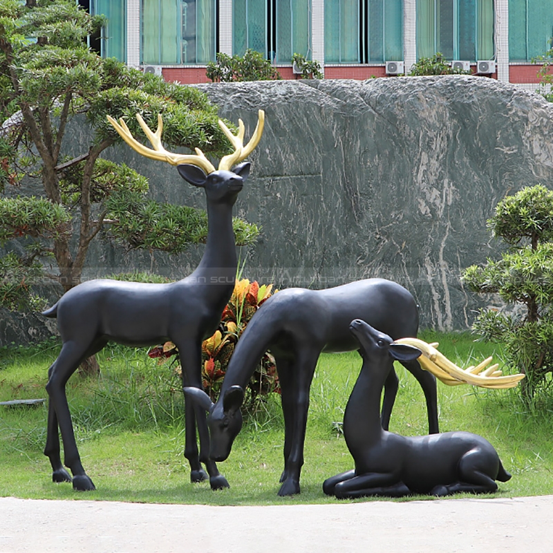 deer family sculpture