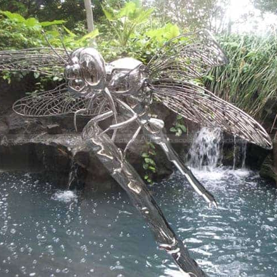 outdoor dragonfly sculpture