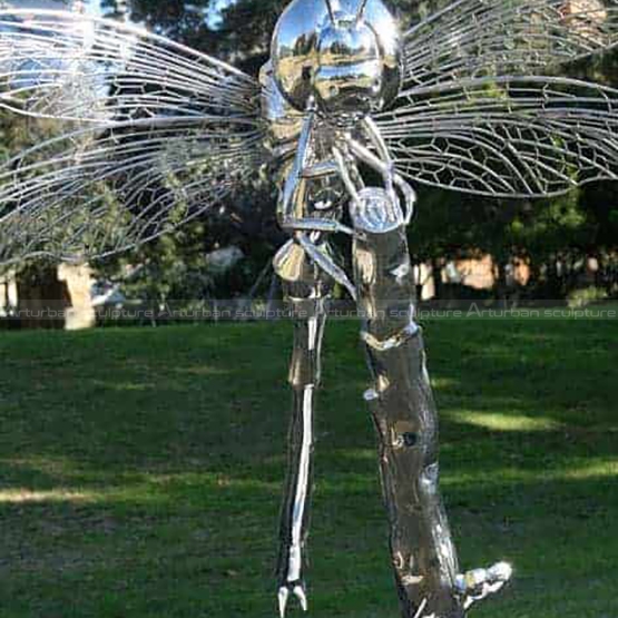 outdoor dragonfly sculpture