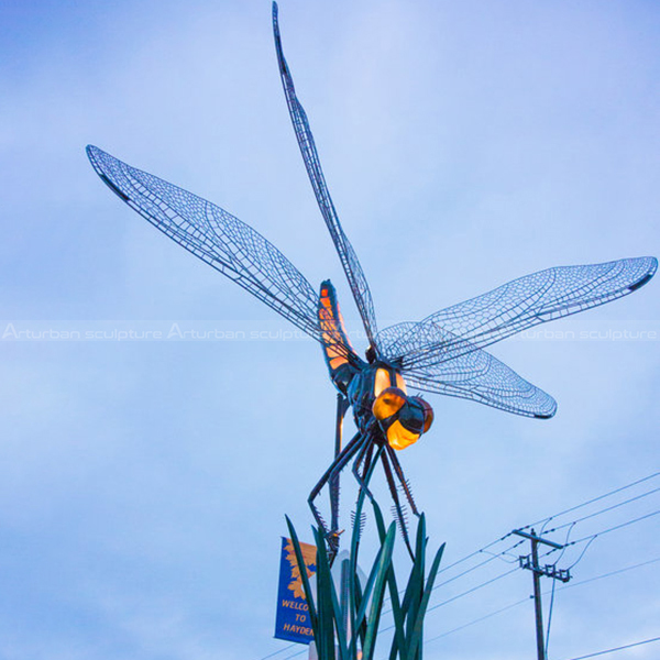 large dragonfly garden sculpture