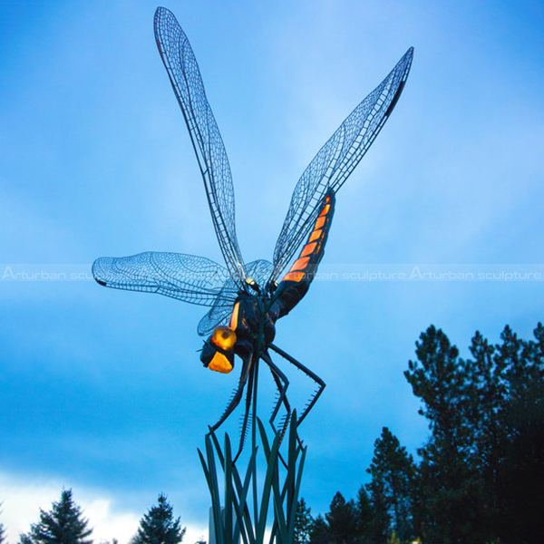 large dragonfly garden sculpture