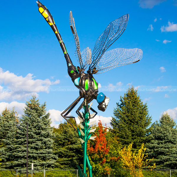 large dragonfly garden sculpture