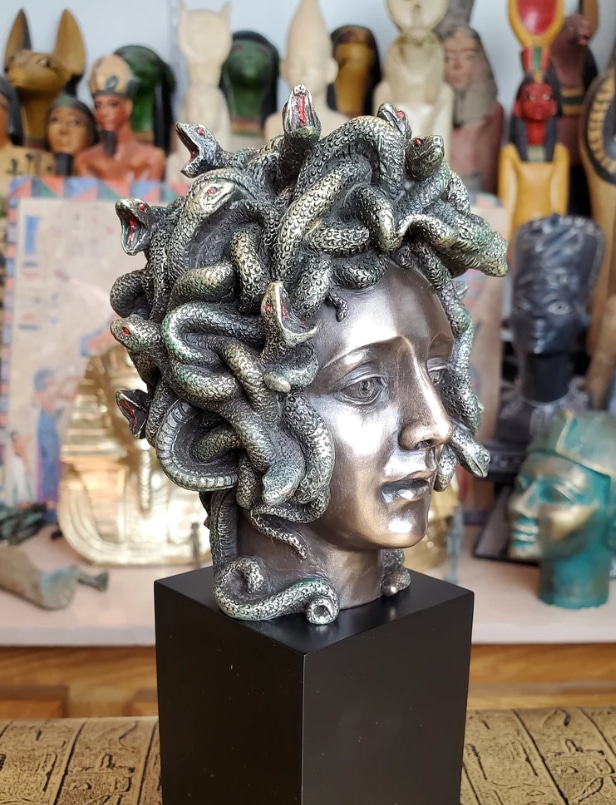 medusa bust sculpture