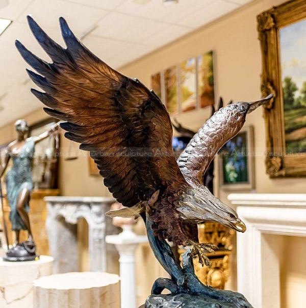 large eagle yard statue