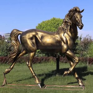 Life Size Fiberglass Horse Statues for Sale