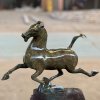 horse statue decor