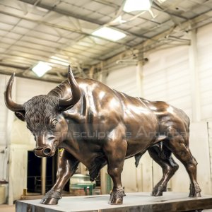 london bull statue