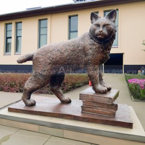 Bronze Lynx Statue