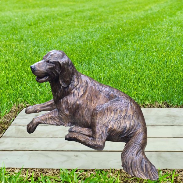 Golden Retriever Memorial Statue