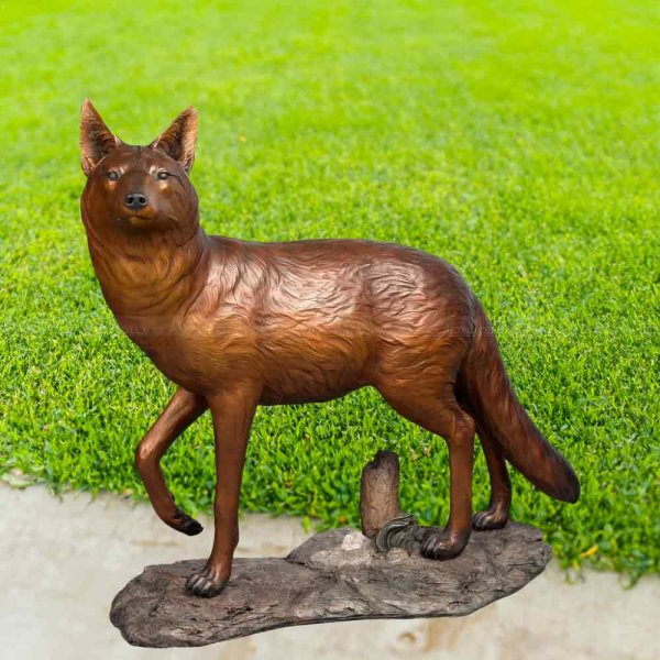 Red Fox Sculpture