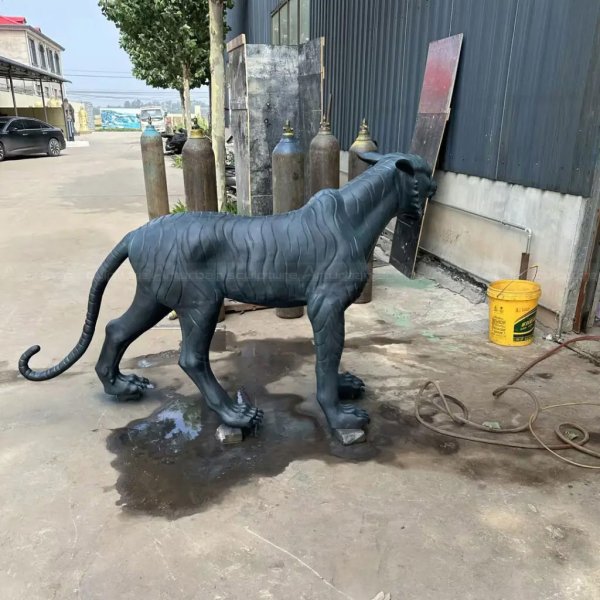 Black Tiger Statue