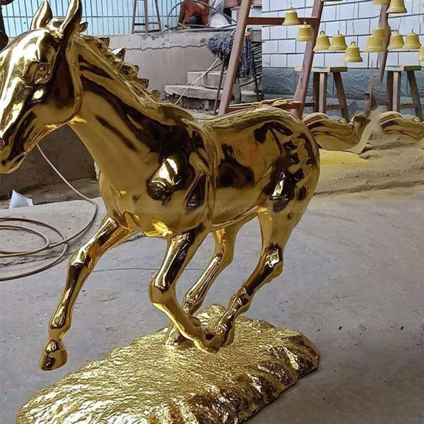 Gold Horse Décor