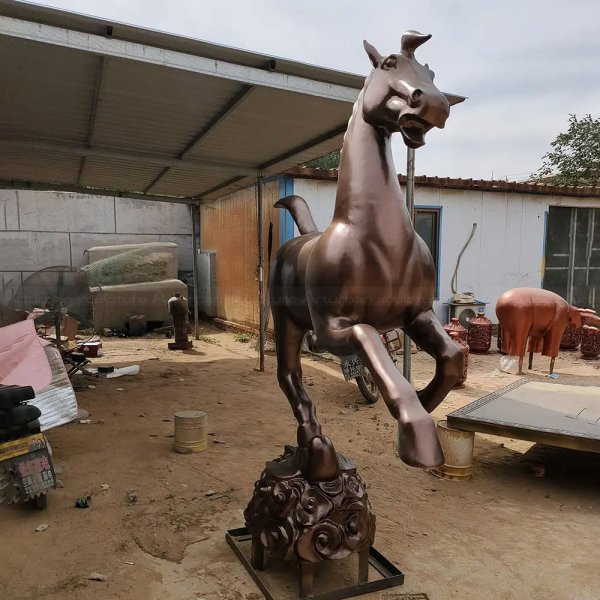 Horse Lawn Ornament