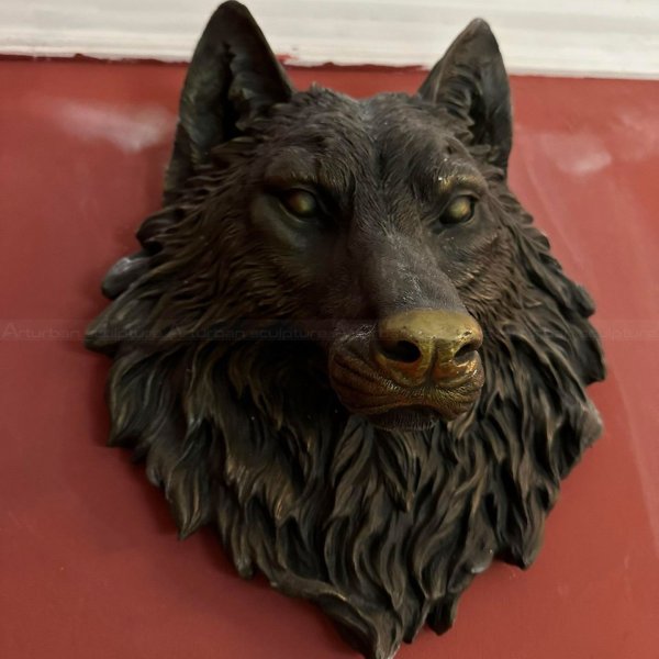 Wolf Head Wall Decor