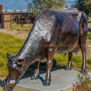 Cow Lawn Statue