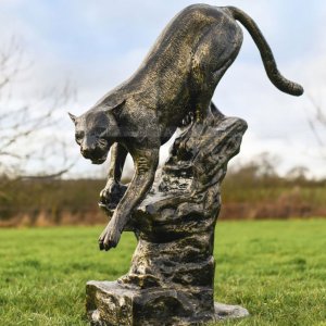 Cougar Sculpture