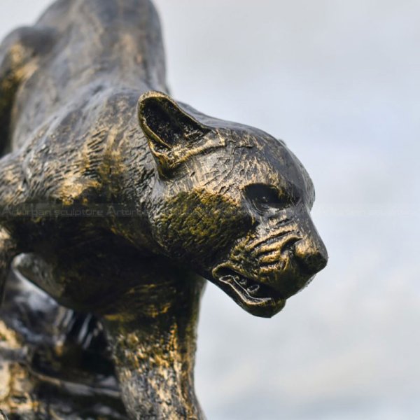 Cougar Sculpture