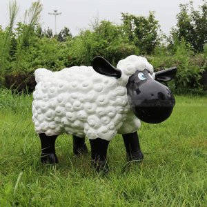 Shaun the Sheep Lawn Ornament