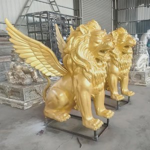 Statue Lion with Wings