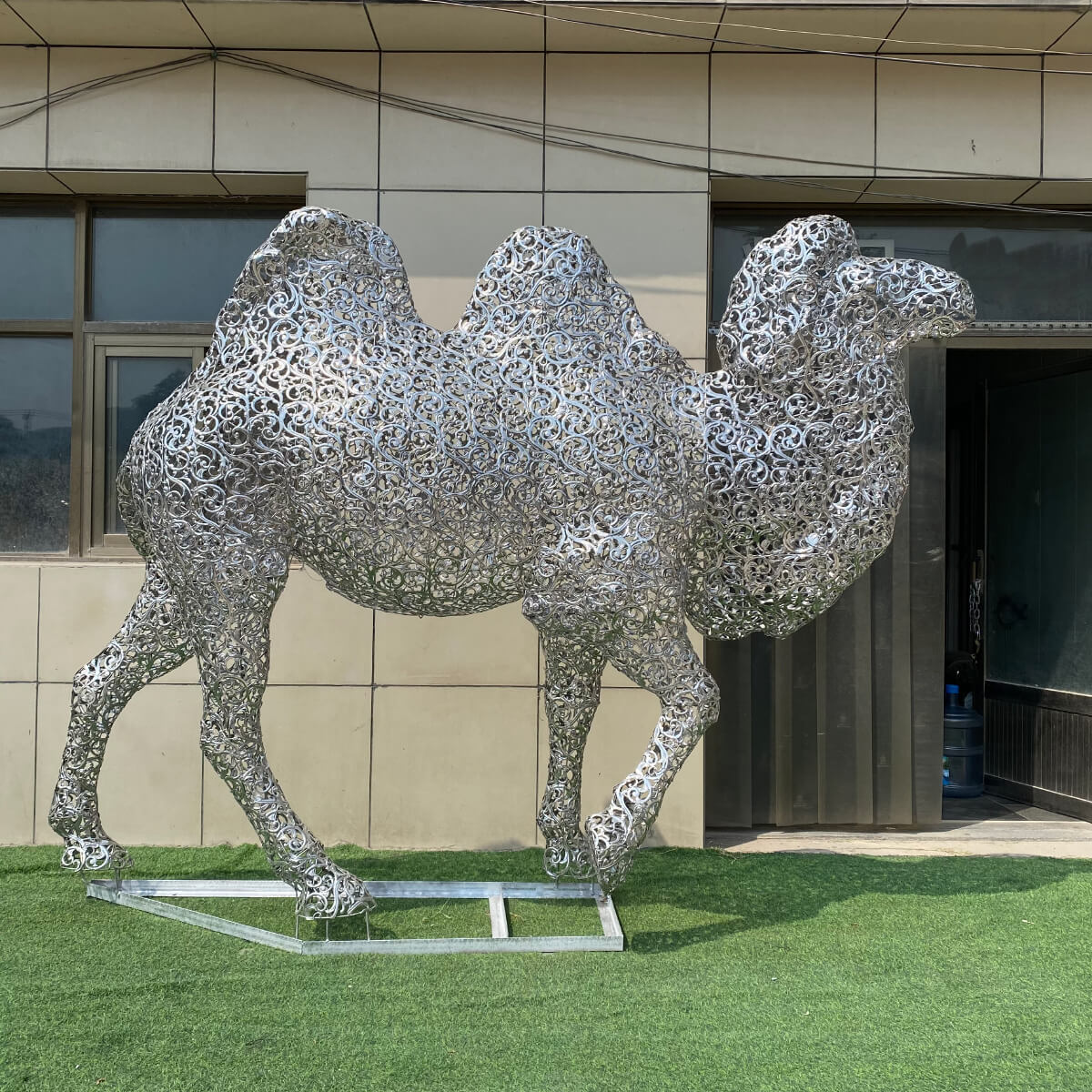 Metal Camel Statue