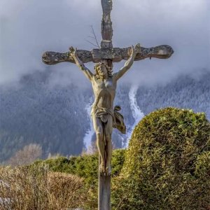 Statue of Jesus on Cross