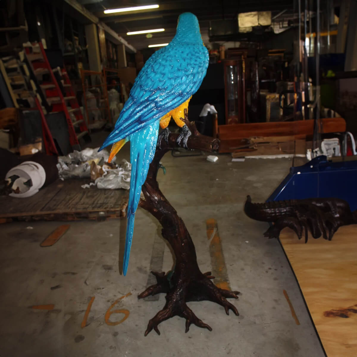 Macaw Parrot Statue