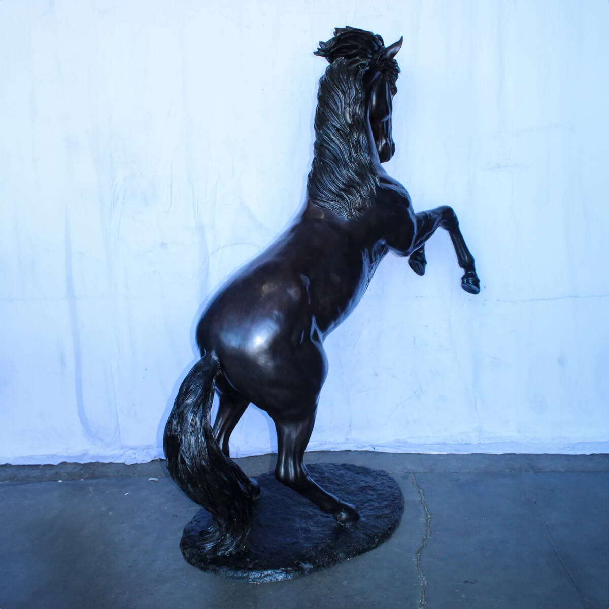 Quarter Horse Statue