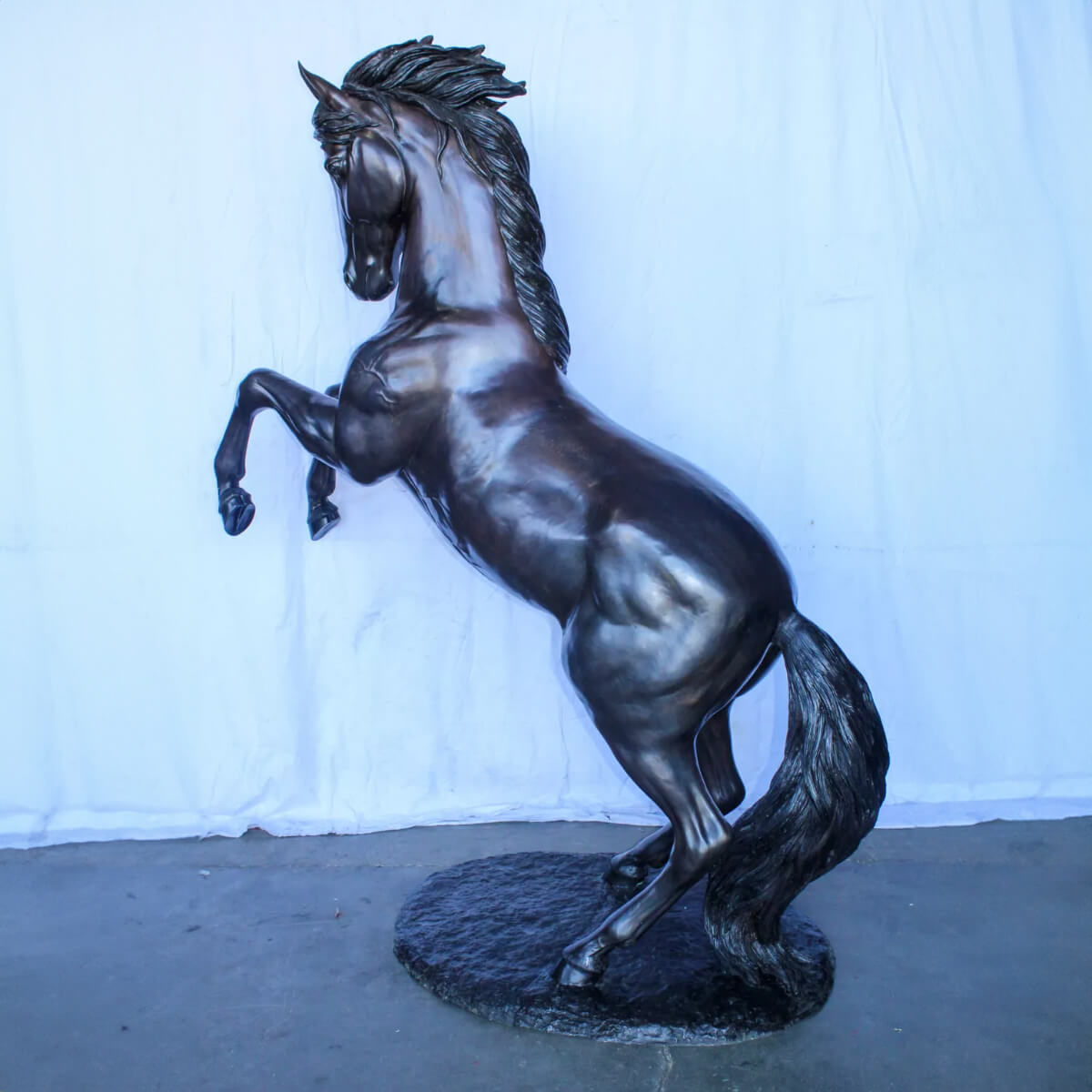 Quarter Horse Statue