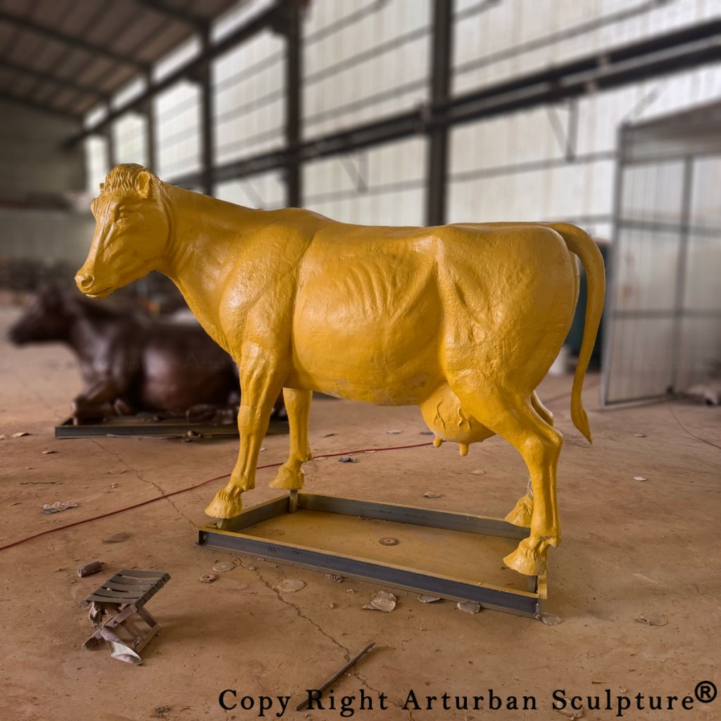 make the color for Cow Statue Life Size